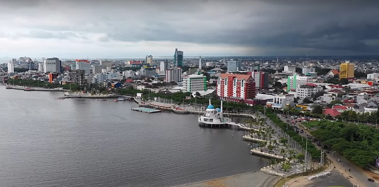 pelabuhan di makassar